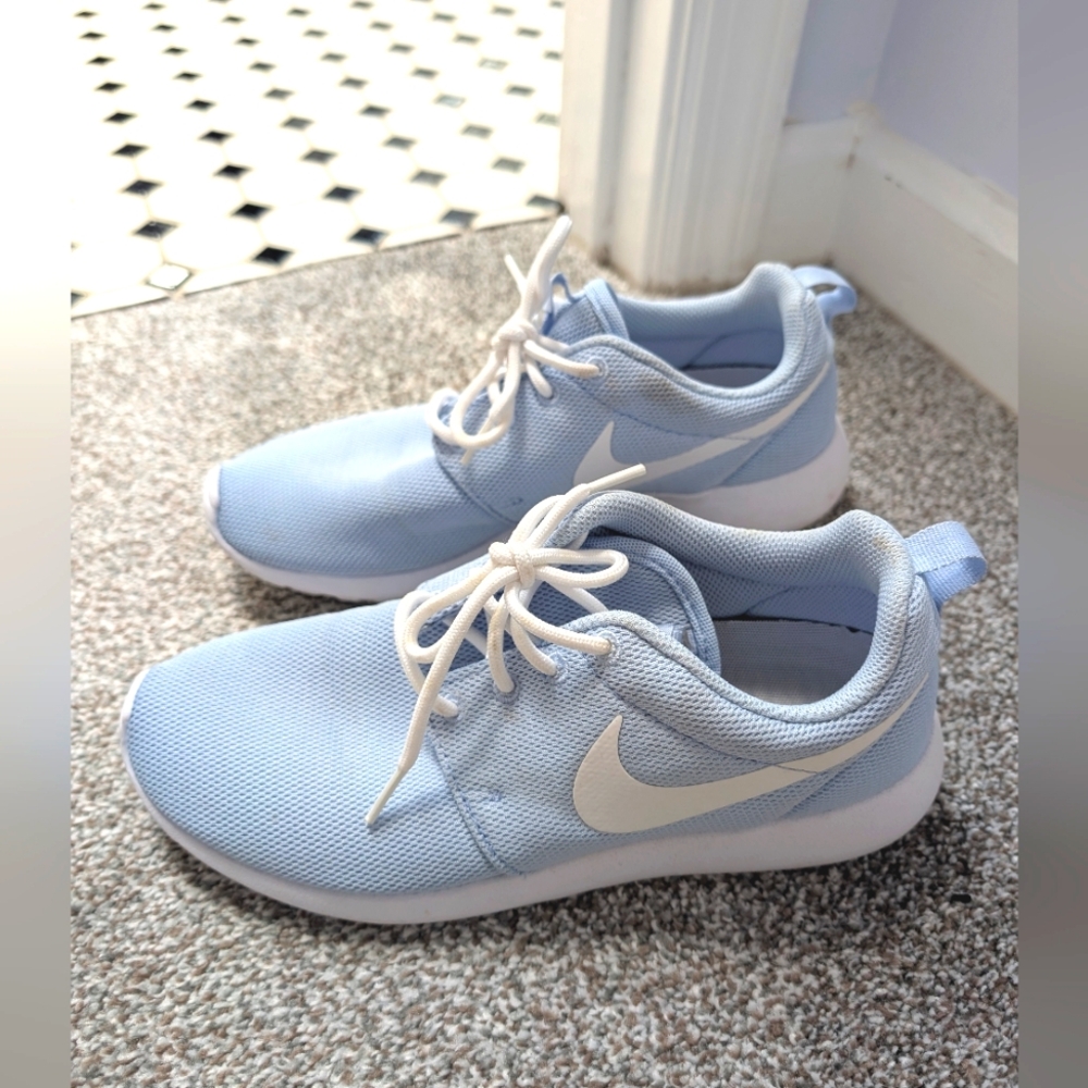 Women's Nike Light Blue Sneakers Size 7.5